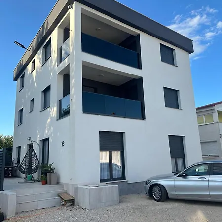 Apartmani Vir Apartment Vir