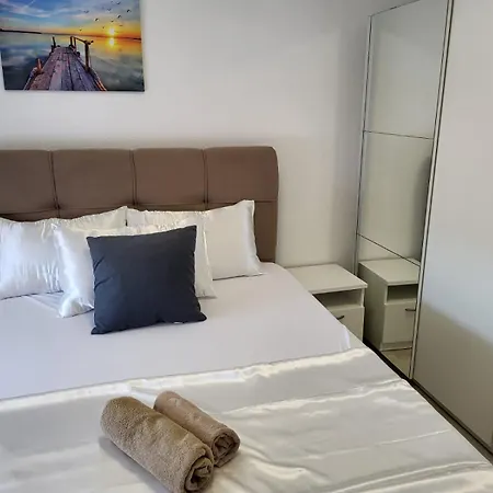 Apartmani Vir Apartman *